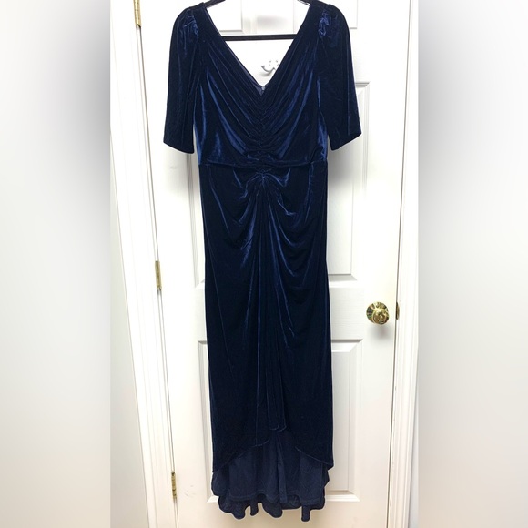Adrianna Papell Shirred Velvet Dress, Elbow Length Sleeves, Size 12, Navy Blue - Picture 6 of 7